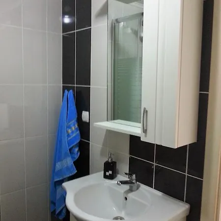 Cemre Aparts Apartment *
