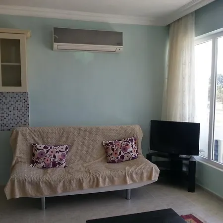 Cemre Aparts Apartment